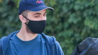 Cтендап-комик Идрак Мирзализаде подал иск из-за запрета жить в России