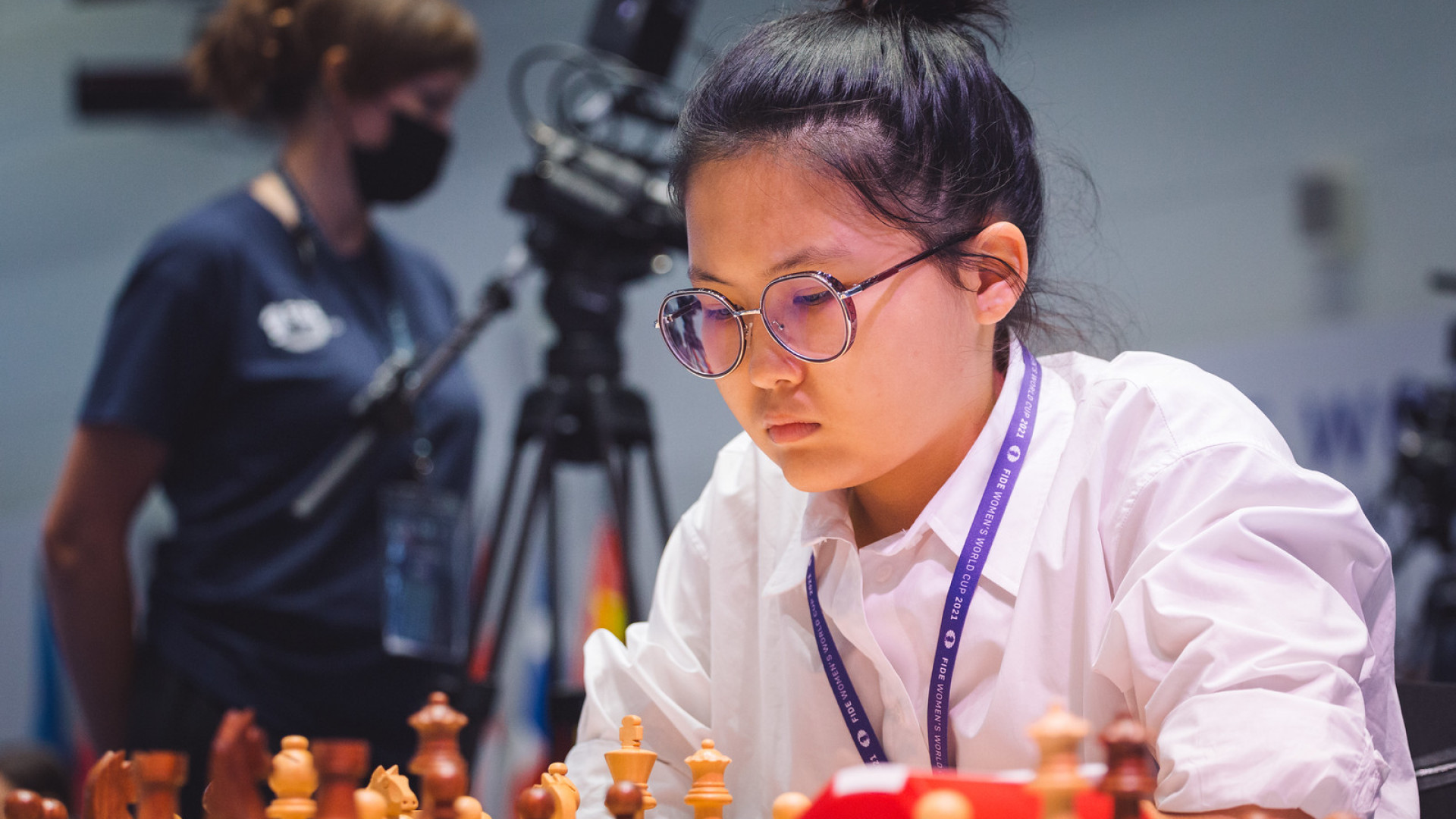 Interview with bibisara assaubayeva fide. Бибисара Асаубаева 2022. Шахматистка Асаубаева. Шахматистка Бибисара Асаубаева. Бибисара Асаубаева шахматы.