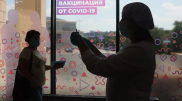 Стратегия и тактика вакцинации от коронавируса изменились - создатель "Спутника V"