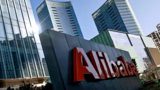 Акции Alibaba упали из-за новых требований властей Китая