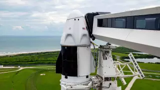 SpaceX запустила ракету Falcon 9