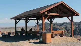 Фонтаны с питьевой водой и туалеты установили в Чарынском каньоне