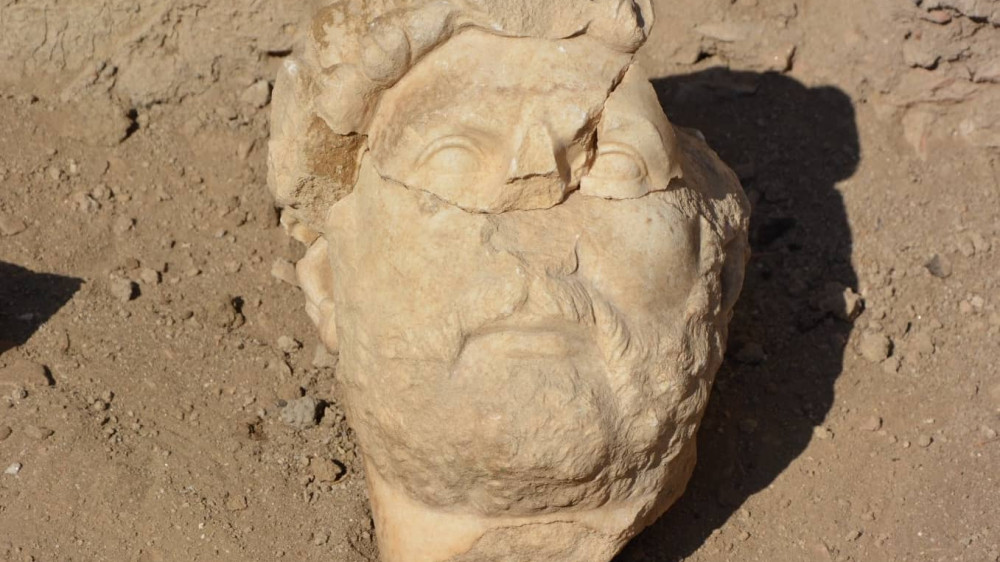 В Турции нашли статую римского императора Адриана