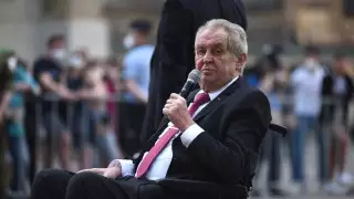 Стала известна причина госпитализации президента Чехии