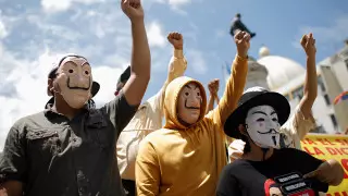 Тысячи людей снова вышли на протесты против биткоина в Сальвадоре