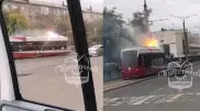 "Проехались с огоньком". Горящий трамвай сняли на видео в Павлодаре