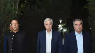 Опубликованы фотографии с Токаевым на неформальной встрече ШОС в Душанбе