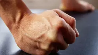 Подозреваемый в Нур-Султане заявил, что его избил полицейский