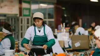 День труда отмечают в Казахстане