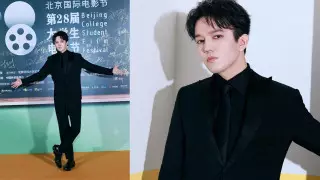 Димаш Кудайберген прошел по красной дорожке кинофестиваля в Китае