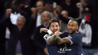 ЛЧ: "Реал" проиграл "Шерифу", Месси помог победить "ПСЖ", "Ливерпуль" отгрузил 5 мячей "Порту"