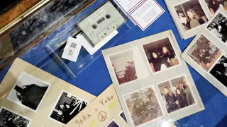 Кассету с ранее неизвестной песней Джона Леннона продали на аукционе