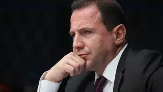 Экс-министра обороны Армении обвинили в крупных хищениях