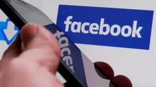 Бывшая сотрудница Facebook рассказала обо всех "грехах" компании