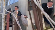 Судисполнителя избили при сносе пристройки в Алматы