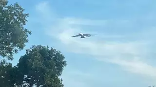 Самый большой самолет в мире засняли над Алматы