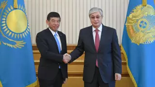 Президент Токаев принял генсека Всемирной таможенной организации