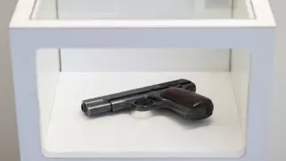 Коллекцию вещей Аль Капоне продали на аукционе в США