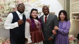 "Отбасым ақ батасын берді" - қара нәсілді жігітке тұрмысқа шыққан қазақ қызы