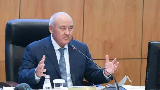 Умирзак Шукеев отчитался перед депутатами о выполненных задачах