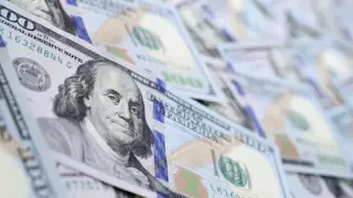 Официальный курс доллара на 15 октября снизился