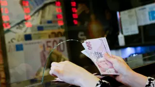 Турецкая лира упала до нового исторического минимума