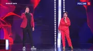Роза Рымбаева спела с Анатолием Цоем в российском шоу