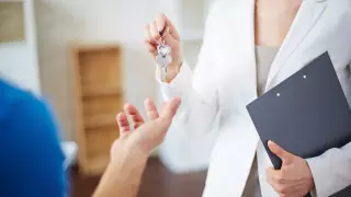 "Люди так сдают, и я буду". Что происходит с арендным жильем в Нур-Султане