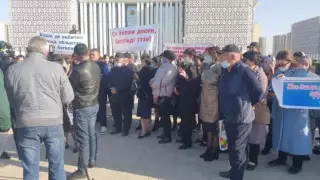 Работники детских садов провели акцию протеста в Туркестане