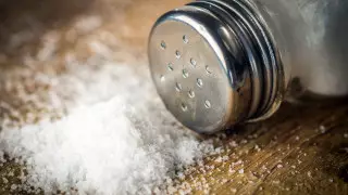 Штраф получил павлодарец за ночной визит к соседям за солью