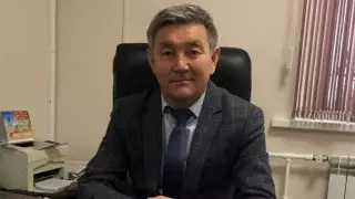 Чиновник получил выговор за фразу "Бесит, на" в прямом эфире