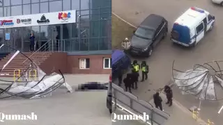 Металлическая конструкция упала на астанчанку: женщина в реанимации