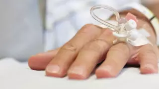 Онколог назвал вид рака, который не замечают мужчины