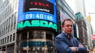 Стоимость Tesla впервые в истории достигла триллиона долларов