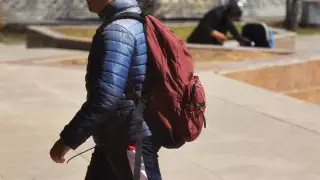 На отравление детей химикатами в школе пожаловались родители в Актау