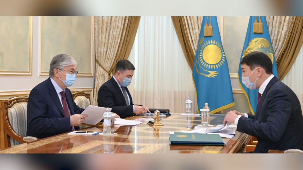 Президент Токаев раскритиковал ведомства за снижение запасов топлива