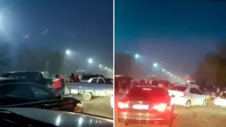 Дачники ночью перекрыли оживленную трассу в Алматинской области