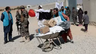 Первый самолет с гуманитарным грузом ООН приземлился в Кабуле