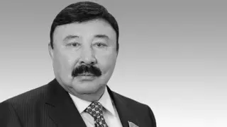 Заседание Мажилиса началось с минуты молчания