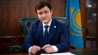 "Вы писали его в отрыве от экономики". Министра раскритиковали за законопроект в Мажилисе