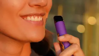 "Работа ведется" - министр о рынке электронных сигарет в Казахстане