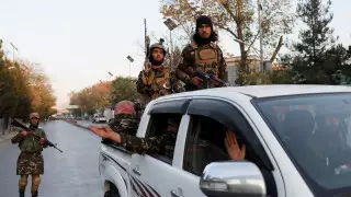 Талибы провели военный парад в Афганистане