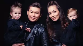 "Таныстыратын сәт". Әнші Ернар Айдар алғаш рет отбасын көрсетті
