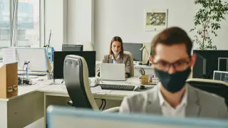 Идет повышение заражаемости COVID-19 по месту работы - Бекшин