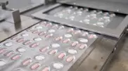 Pfizer подала заявку на экстренное применение таблеток от COVID-19