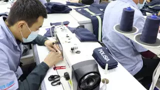 Как заключенные шьют форму для полиции Казахстана