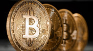 Курс биткоина резко упал