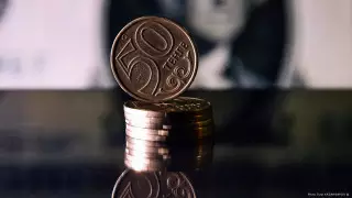 Доллар по 433. В Нацбанке объяснили ослабление тенге