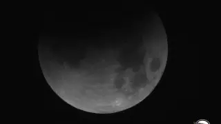 Лунное затмение сняли на видео из космоса