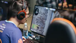 Стали известны лучшие киберспортсмены страны